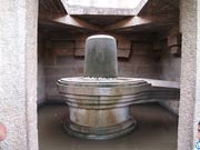 Badavilinga Temple, Hampi